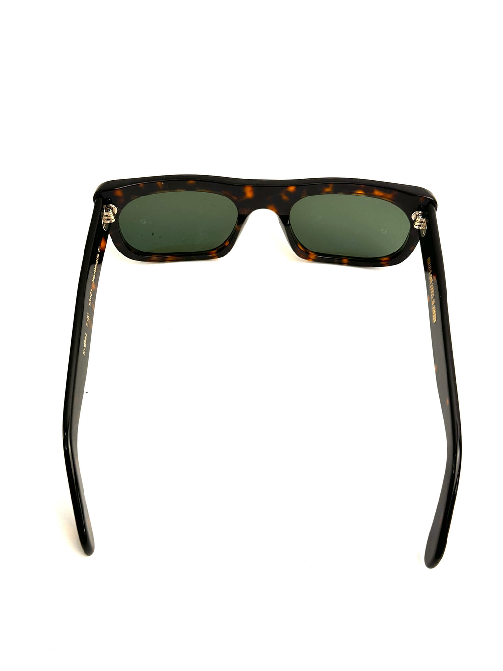 CUTLER ET GROSS M0884