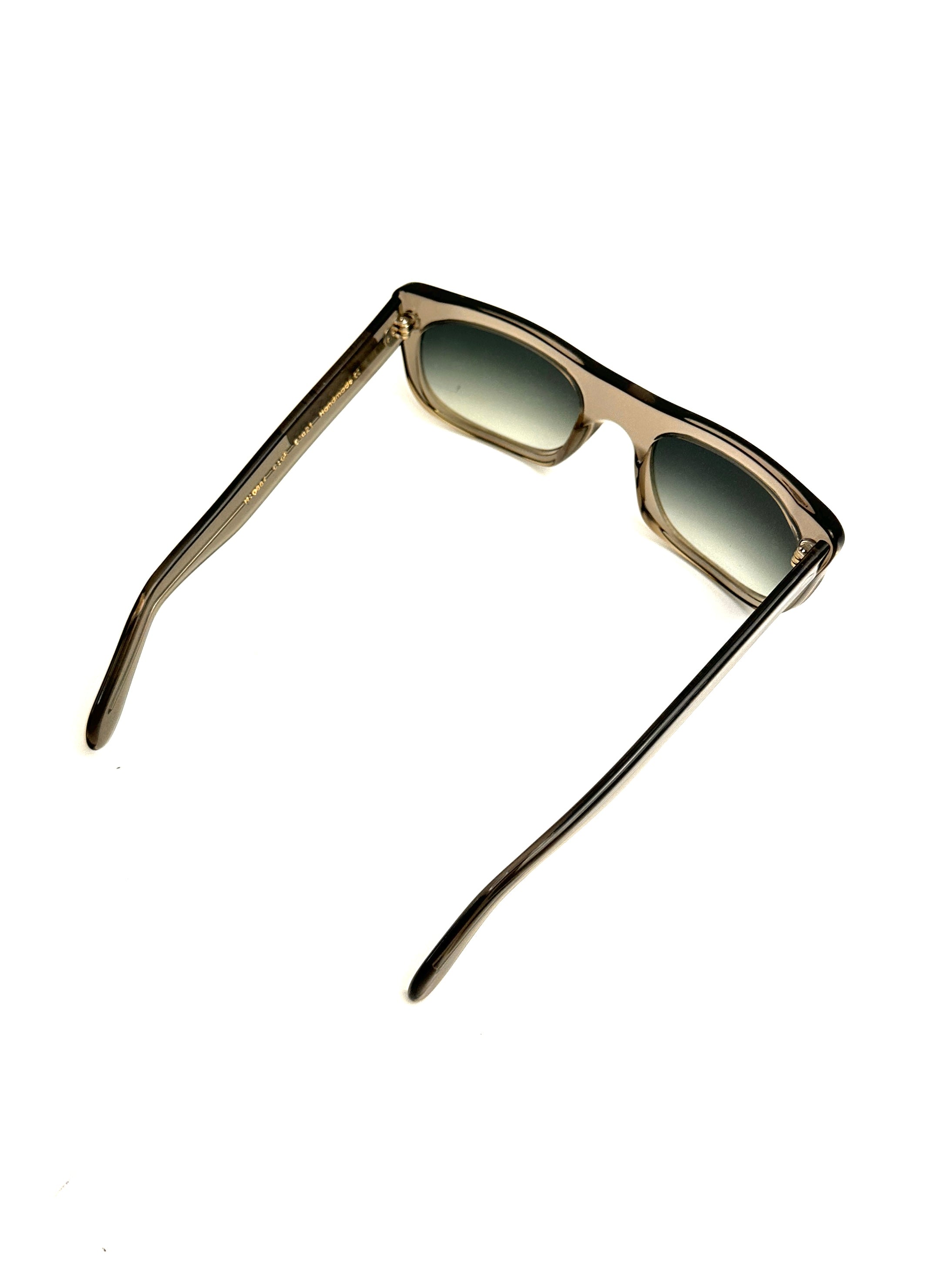 Occhiali da sole CUTLER AND GROSS M0884 grigio