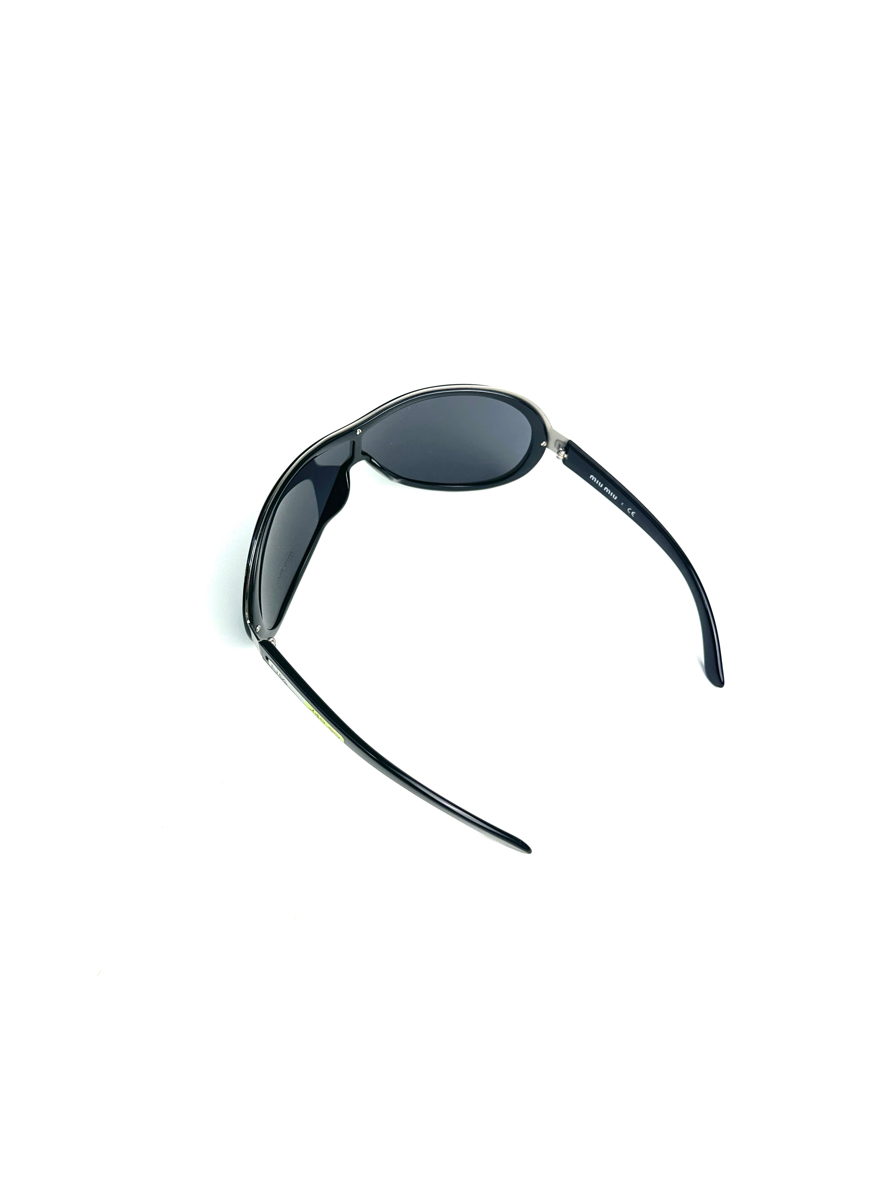 Occhiali da sole MIU MIU SMU18G Black