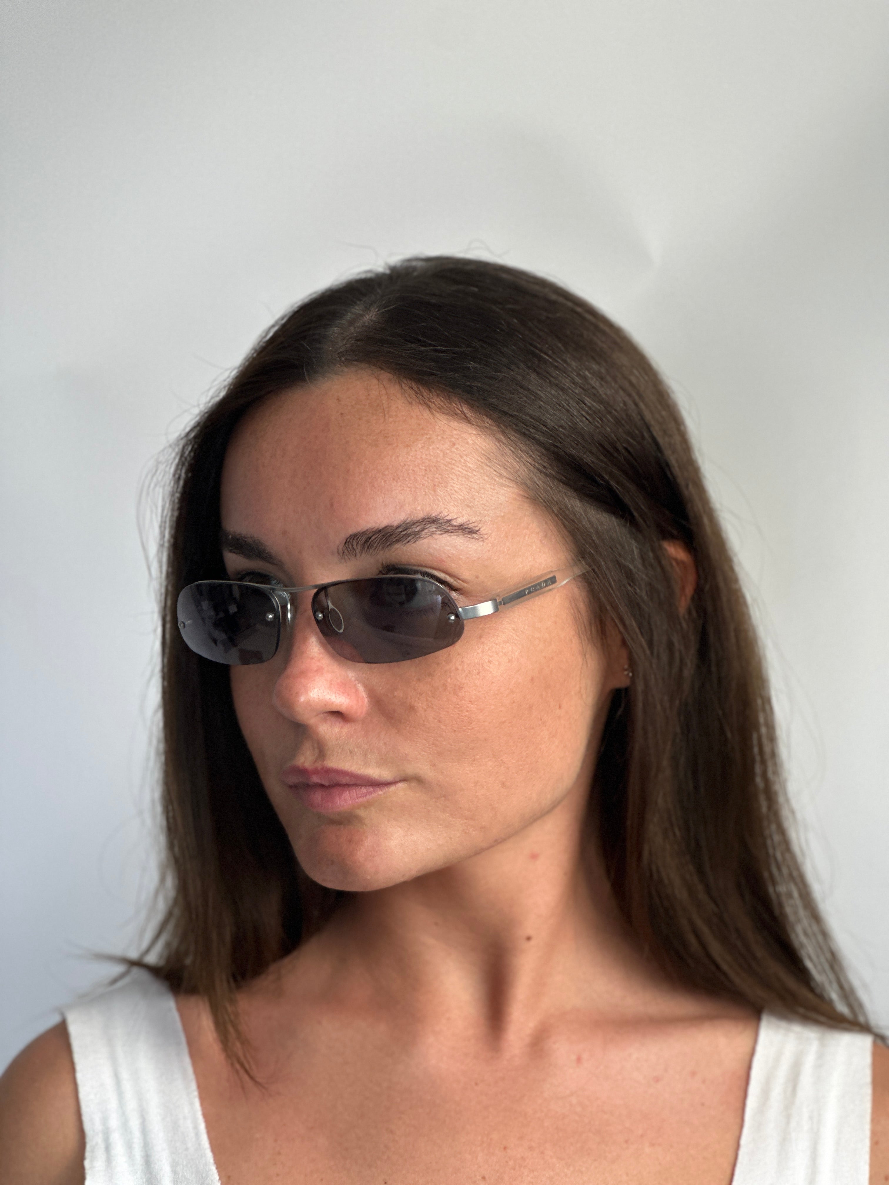 Occhiali da sole PRADA SPR56A VINTAGE GRIGIO