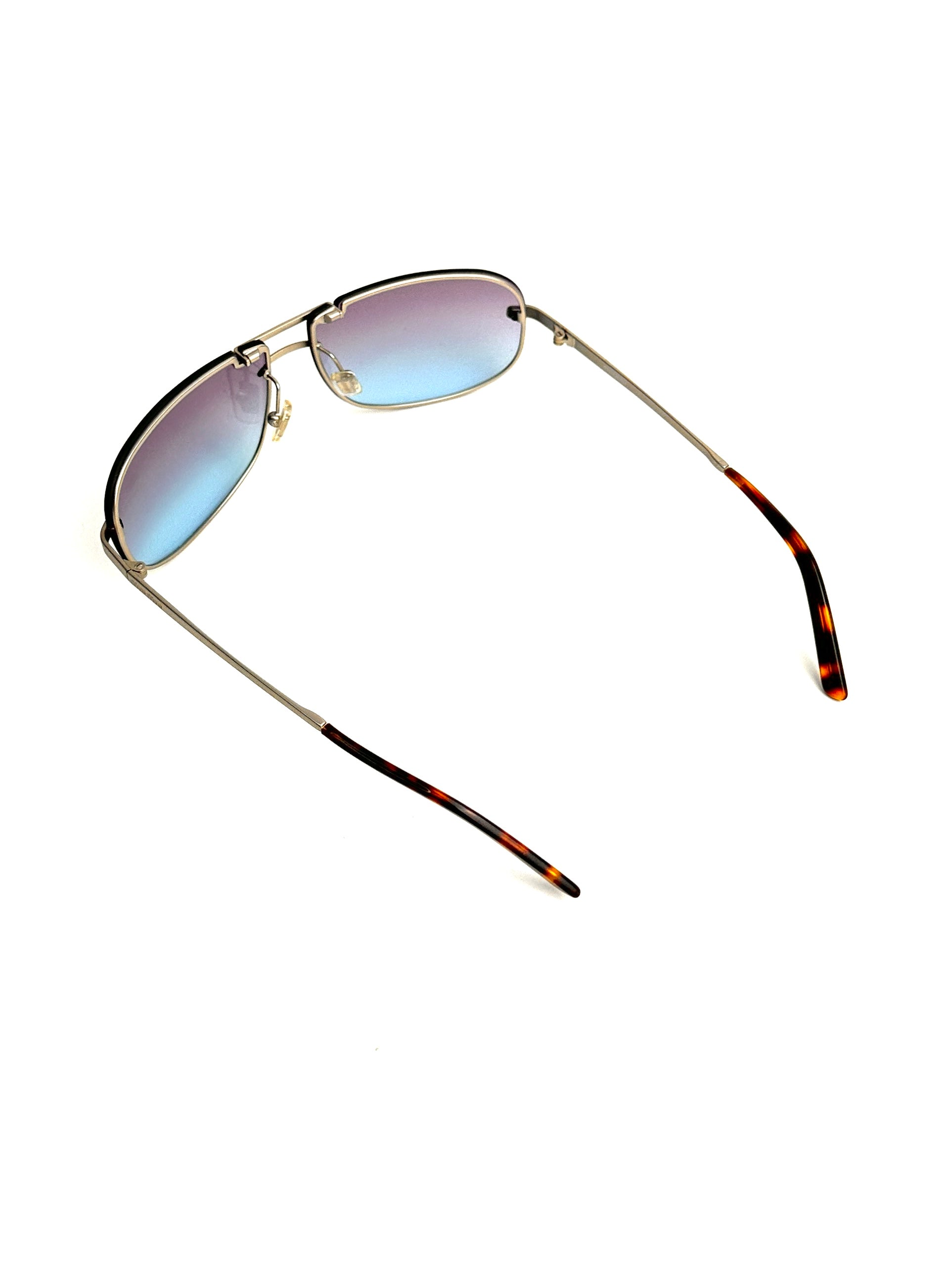 MIU MIU SMU52B lente sfumata azzurra