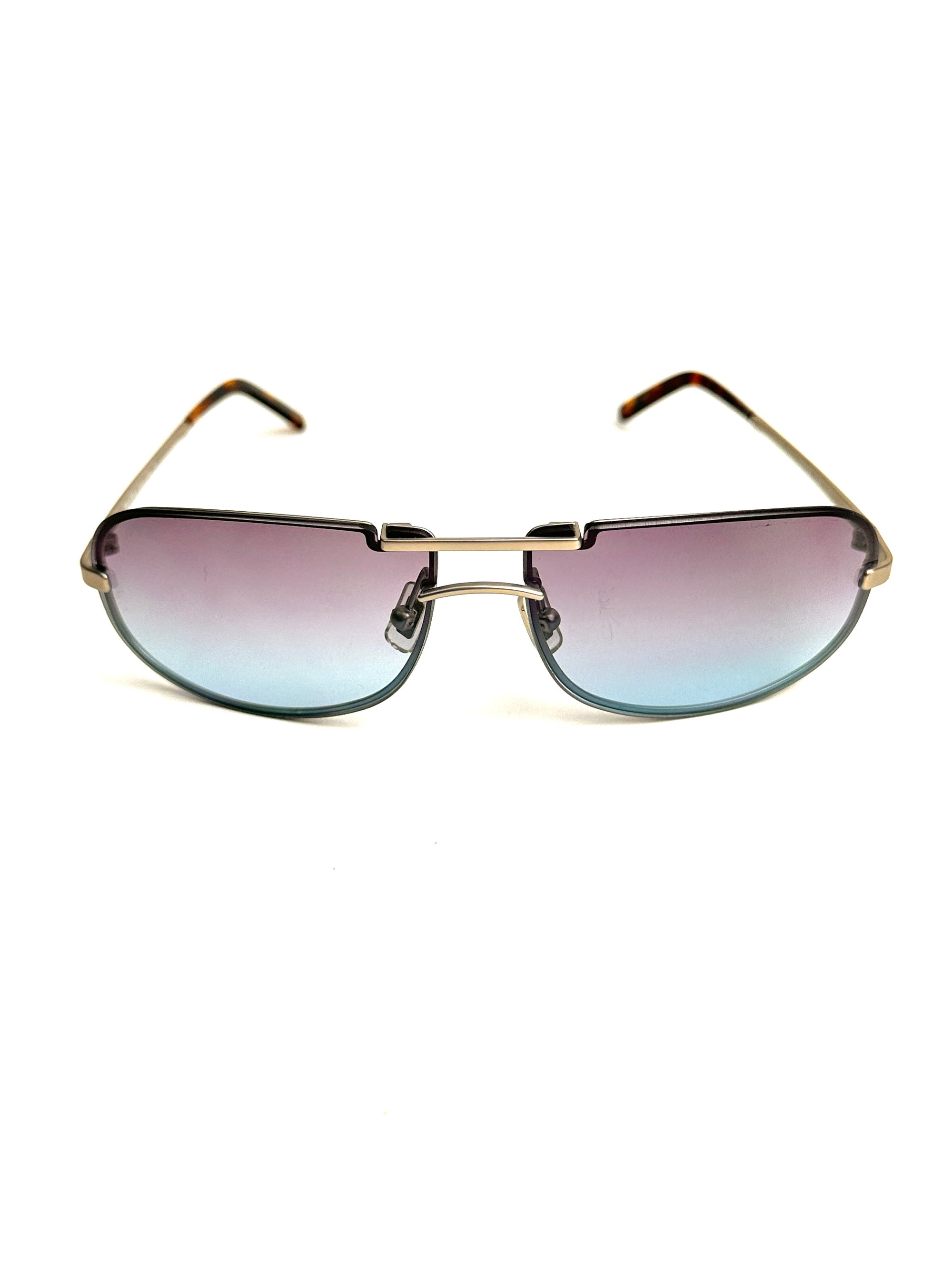 MIU MIU SMU52B lente sfumata azzurra