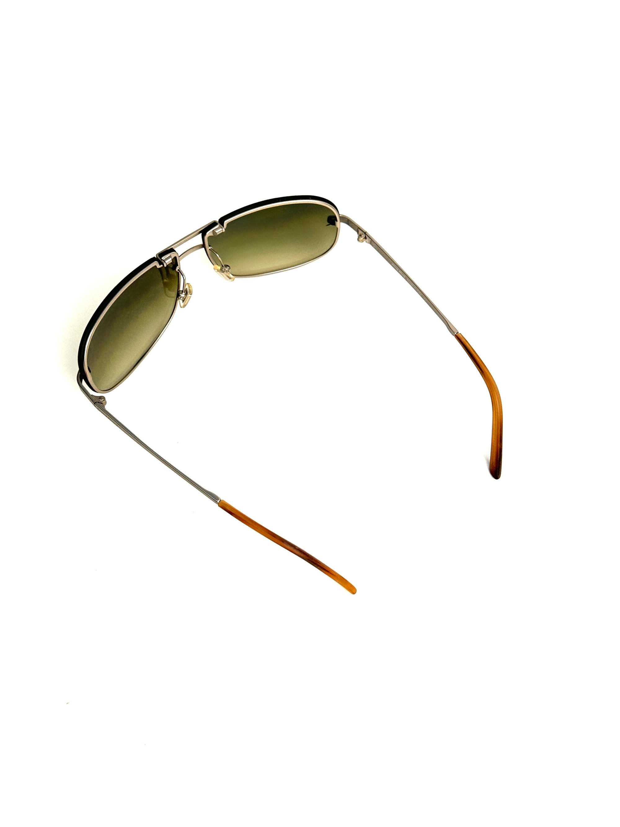 MIU MIU SMU52B lente sfumata verde