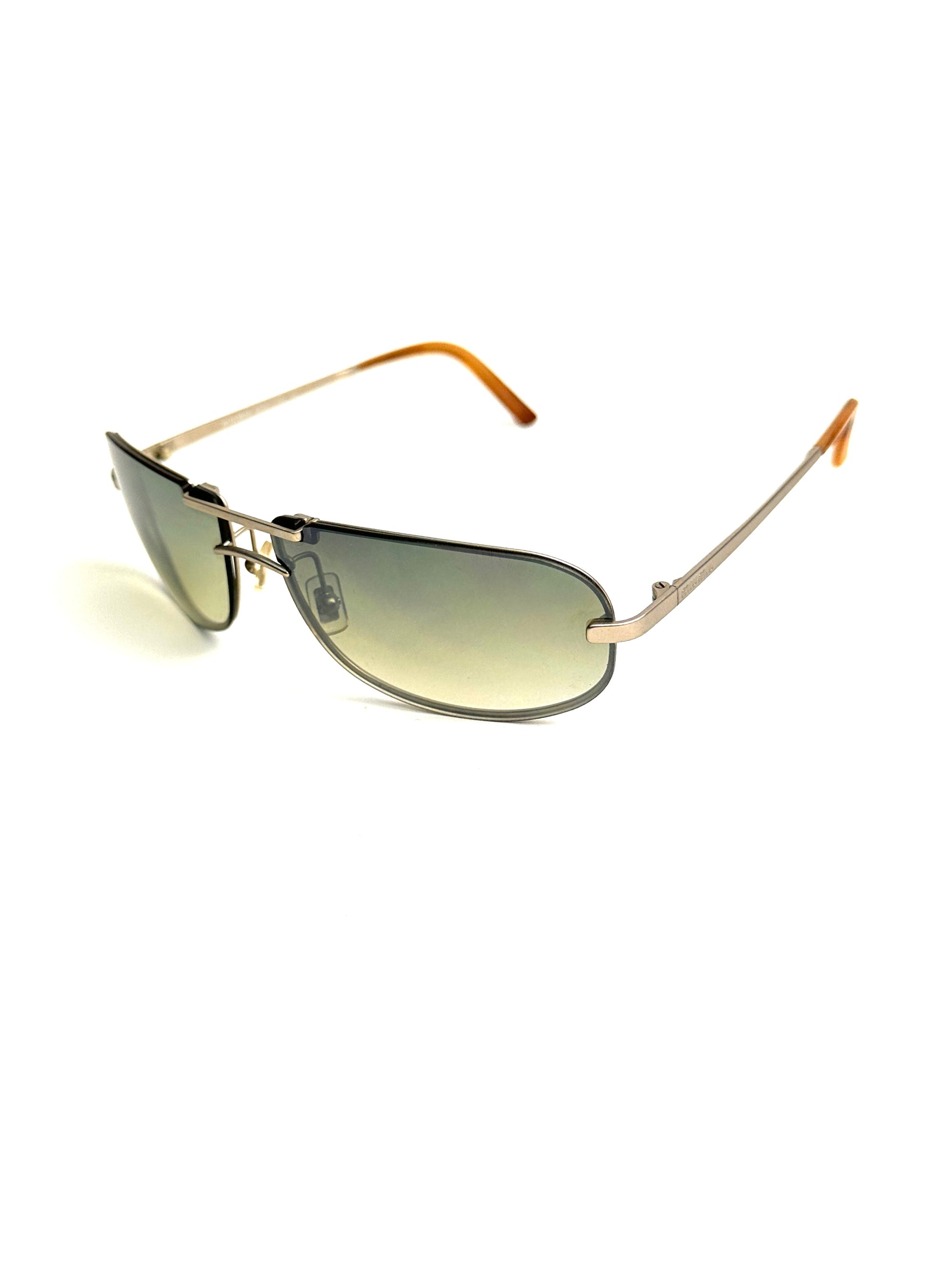 MIU MIU SMU52B lente sfumata verde