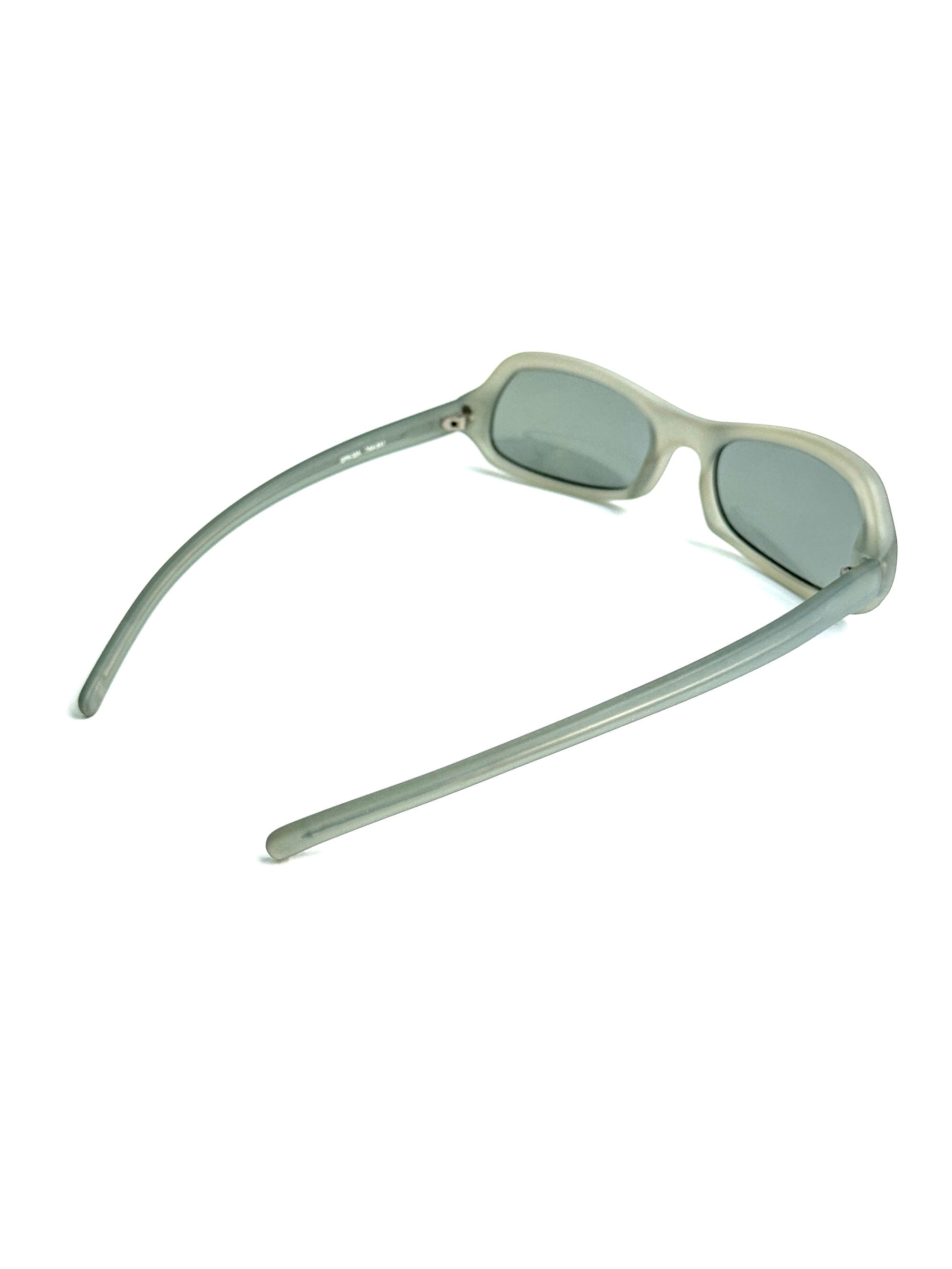Occhiali da sole PRADA SPR 02A grigio VINTAGE