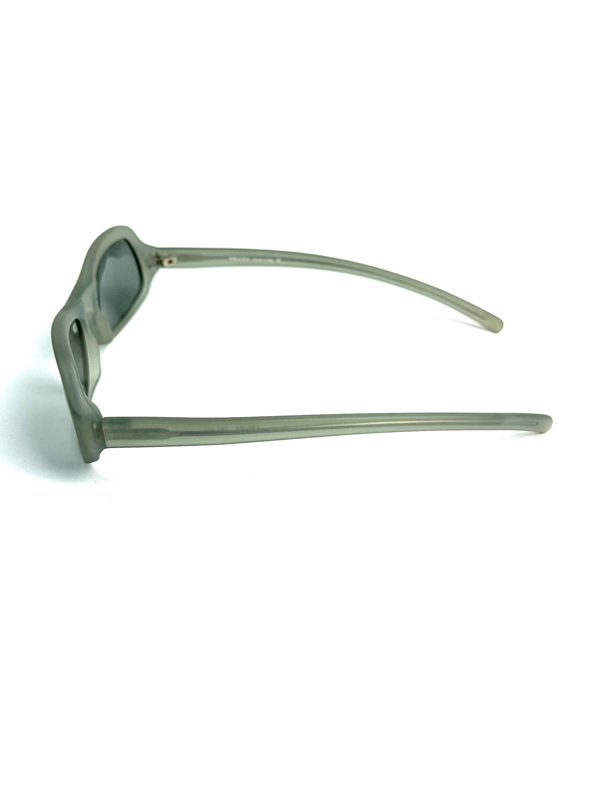 Occhiali da sole PRADA SPR 02A grigio VINTAGE
