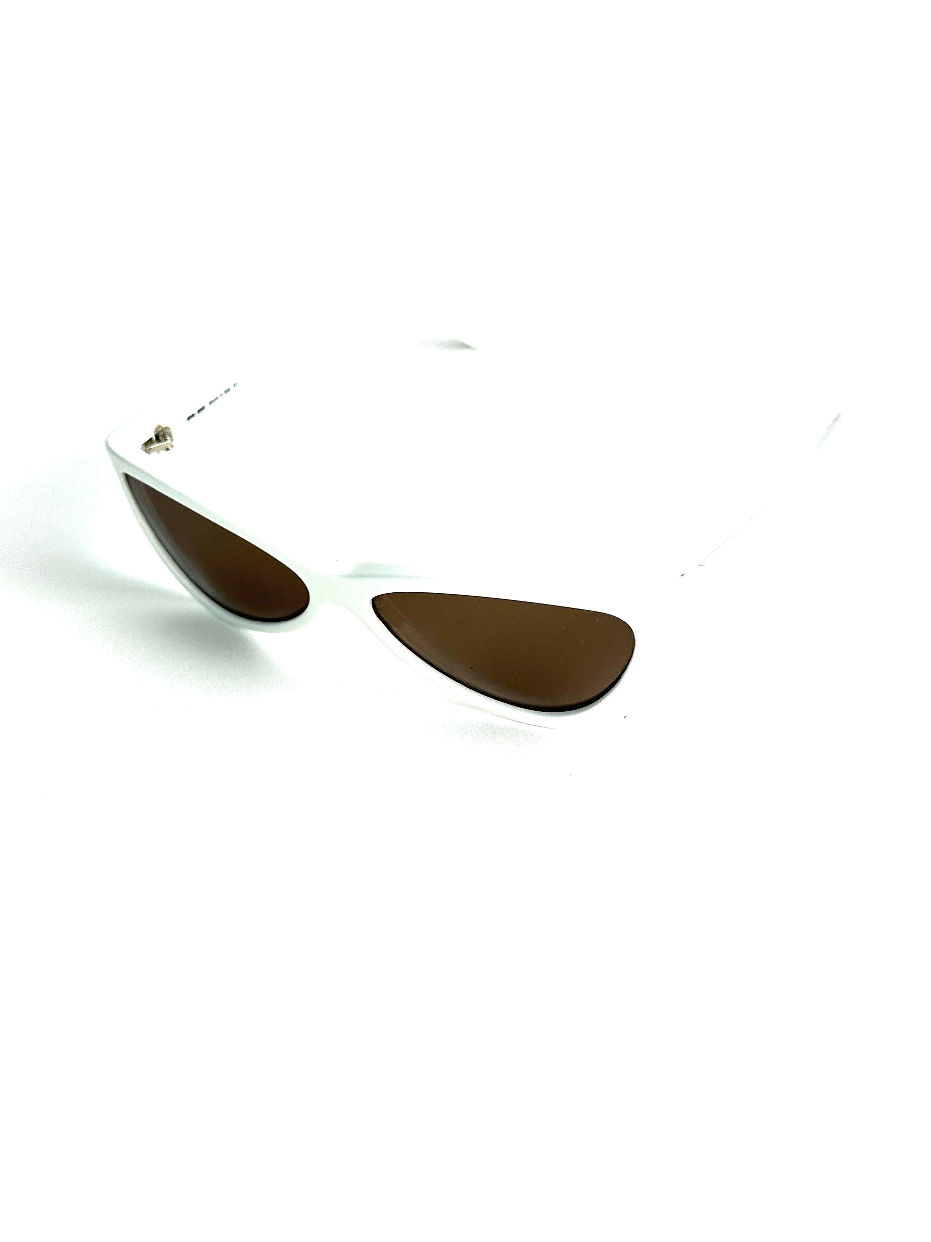 Occhiali da sole MIU MIU SMU09A