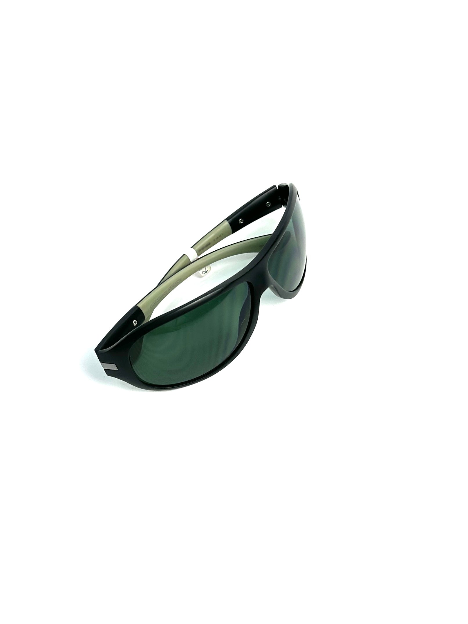 PORSCHE DESIGN P8425