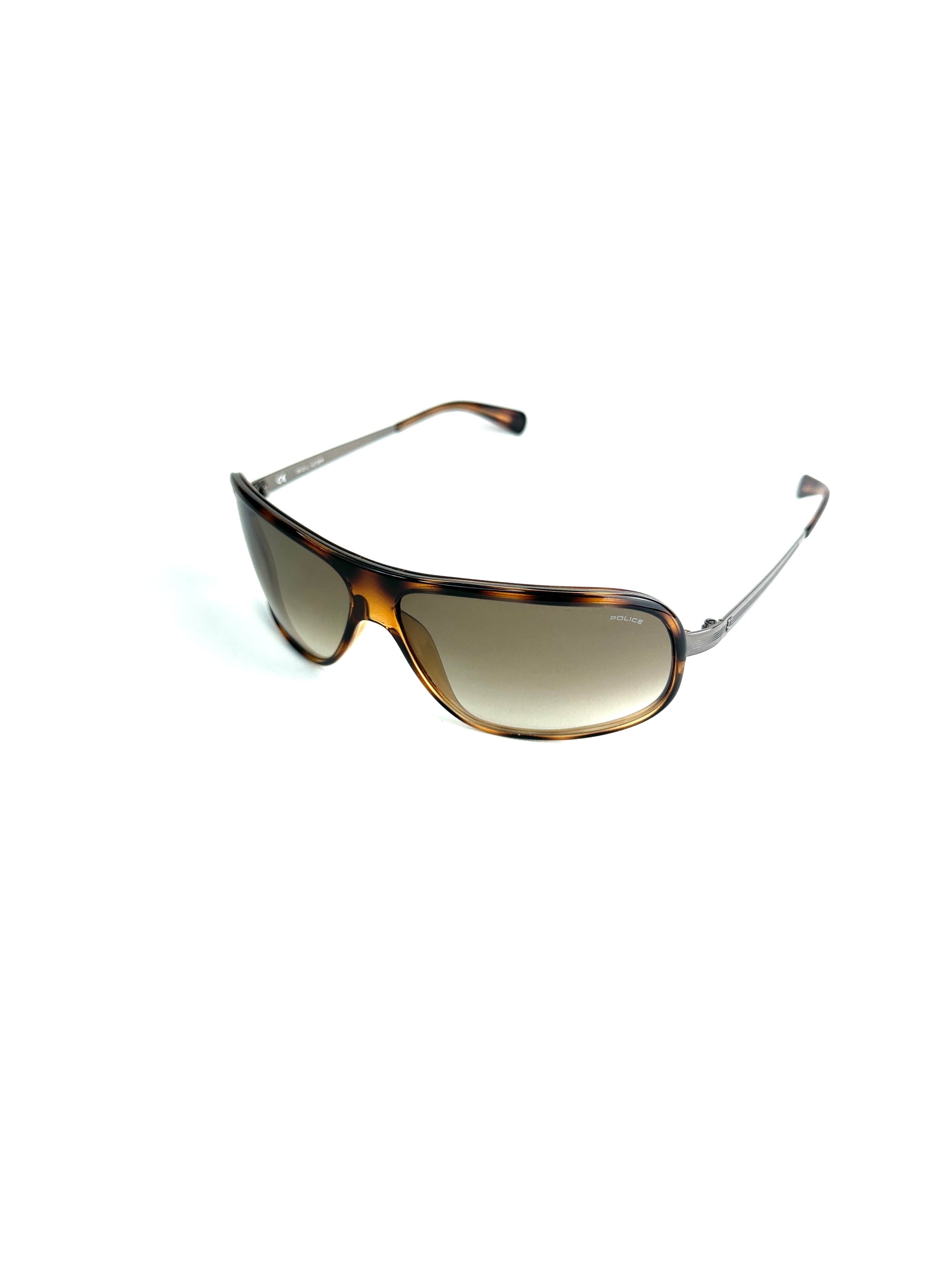 POLICE S8384