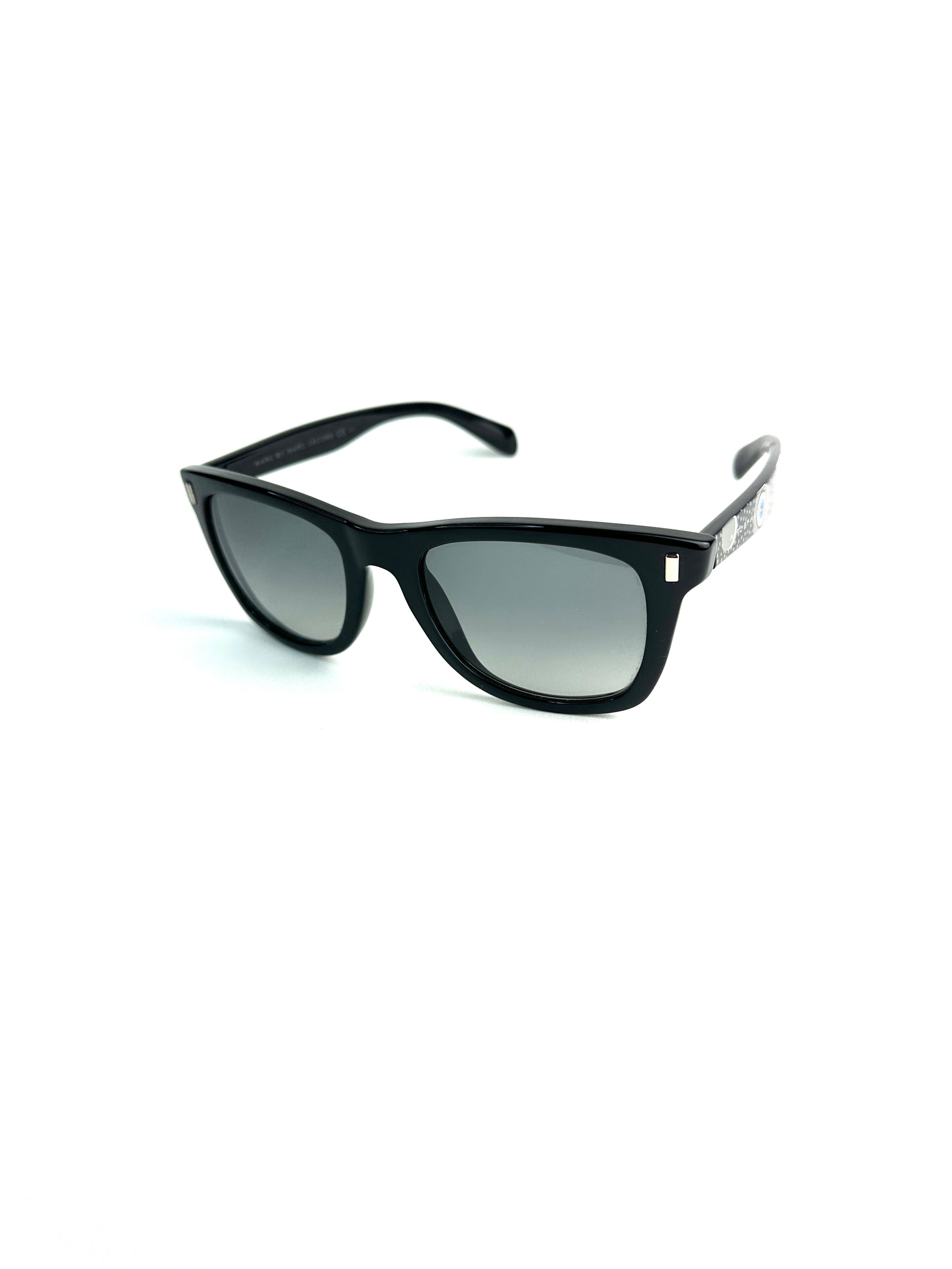 MARC JACOBS MMJ335