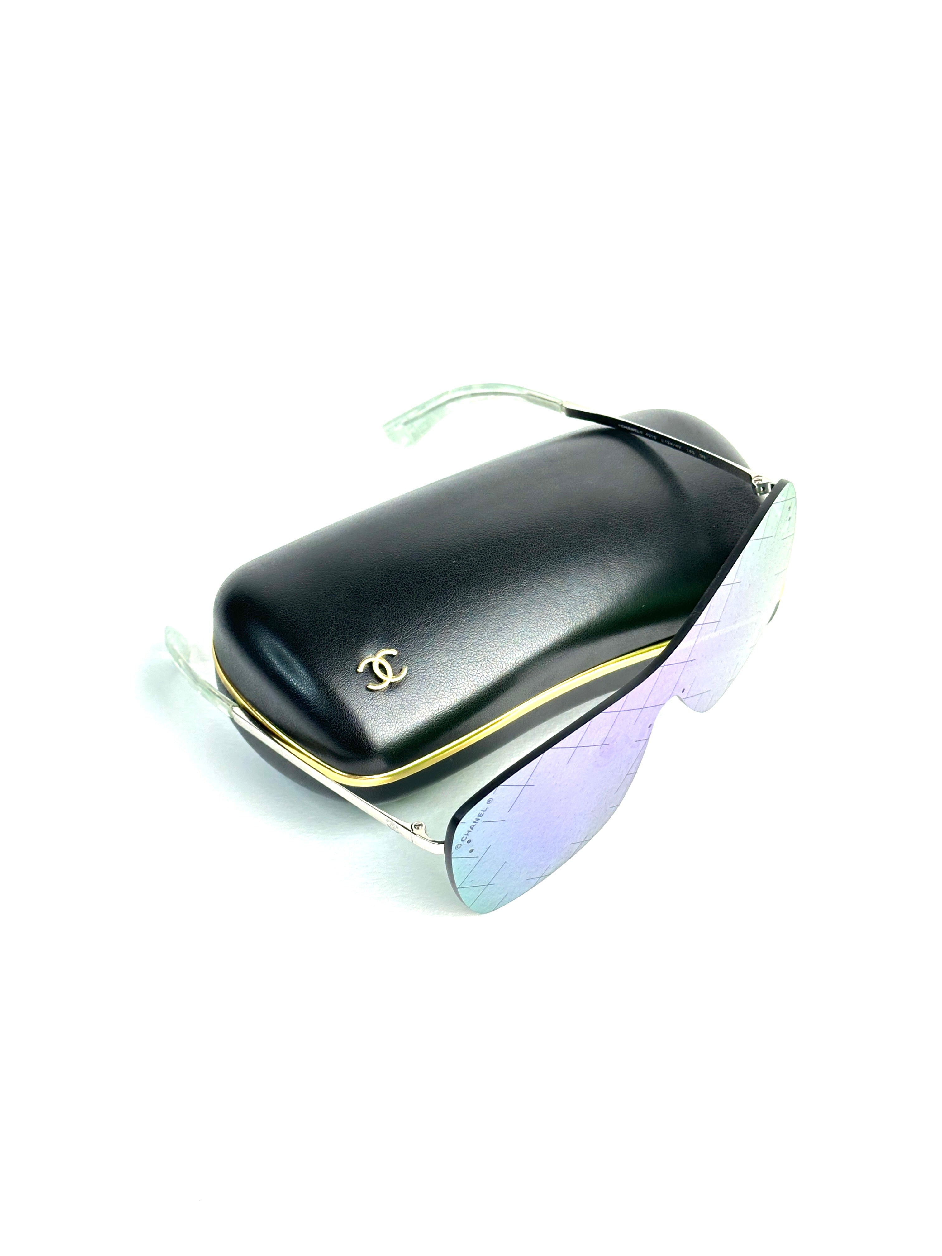 Occhiali da sole CHANEL 4215