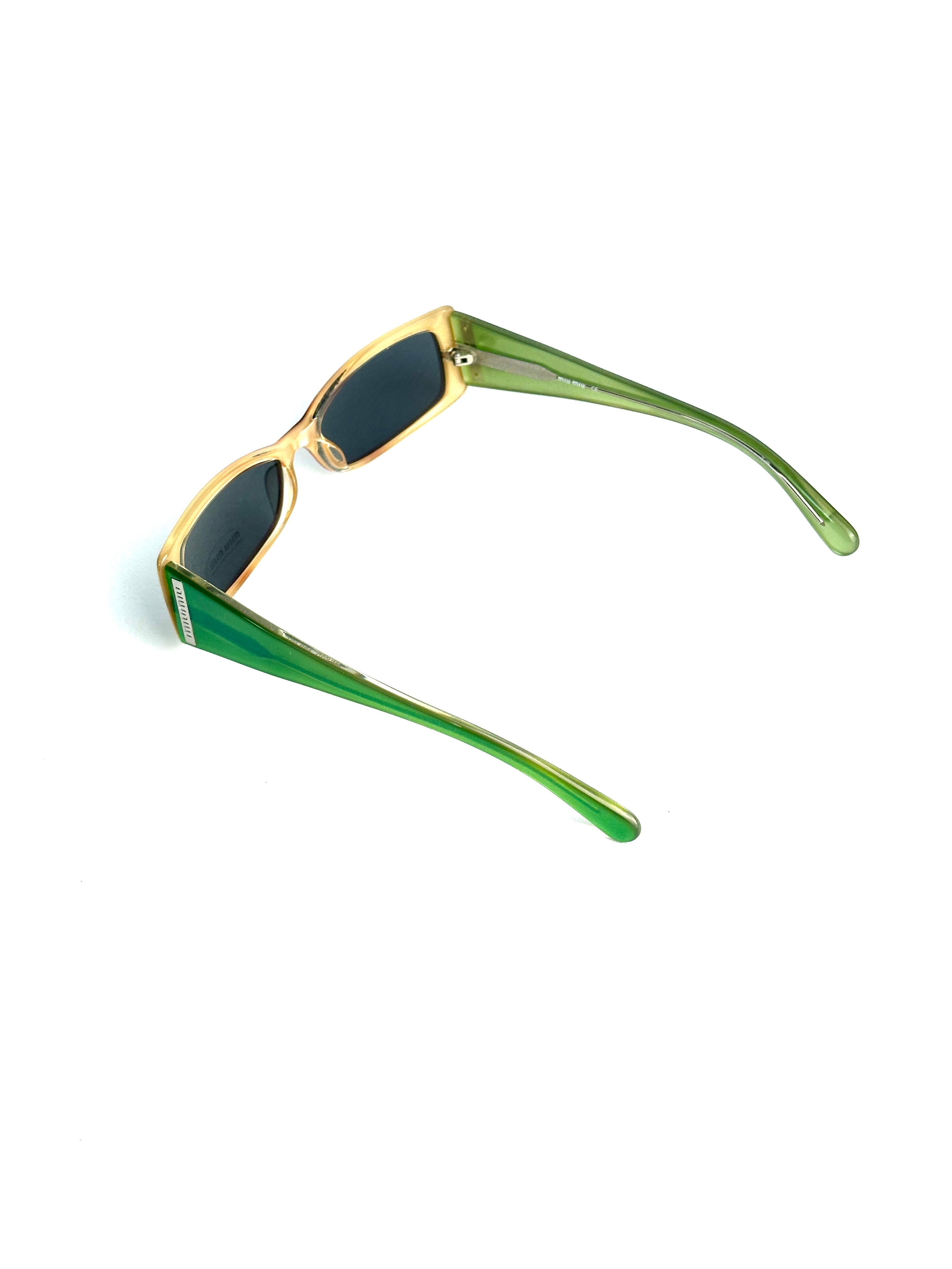 Occhiali da sole MIU MIU SMU03D