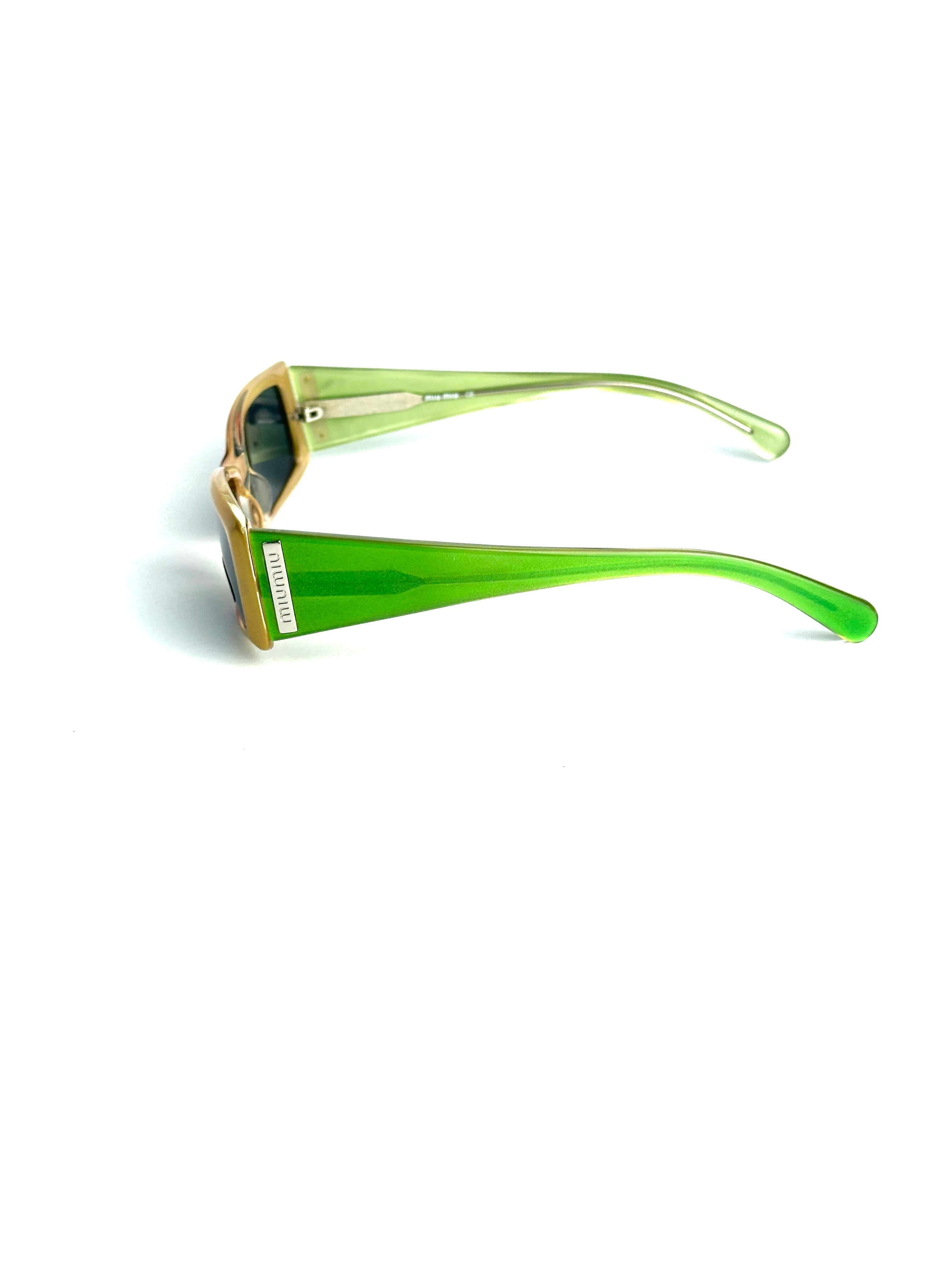 Occhiali da sole MIU MIU SMU03D