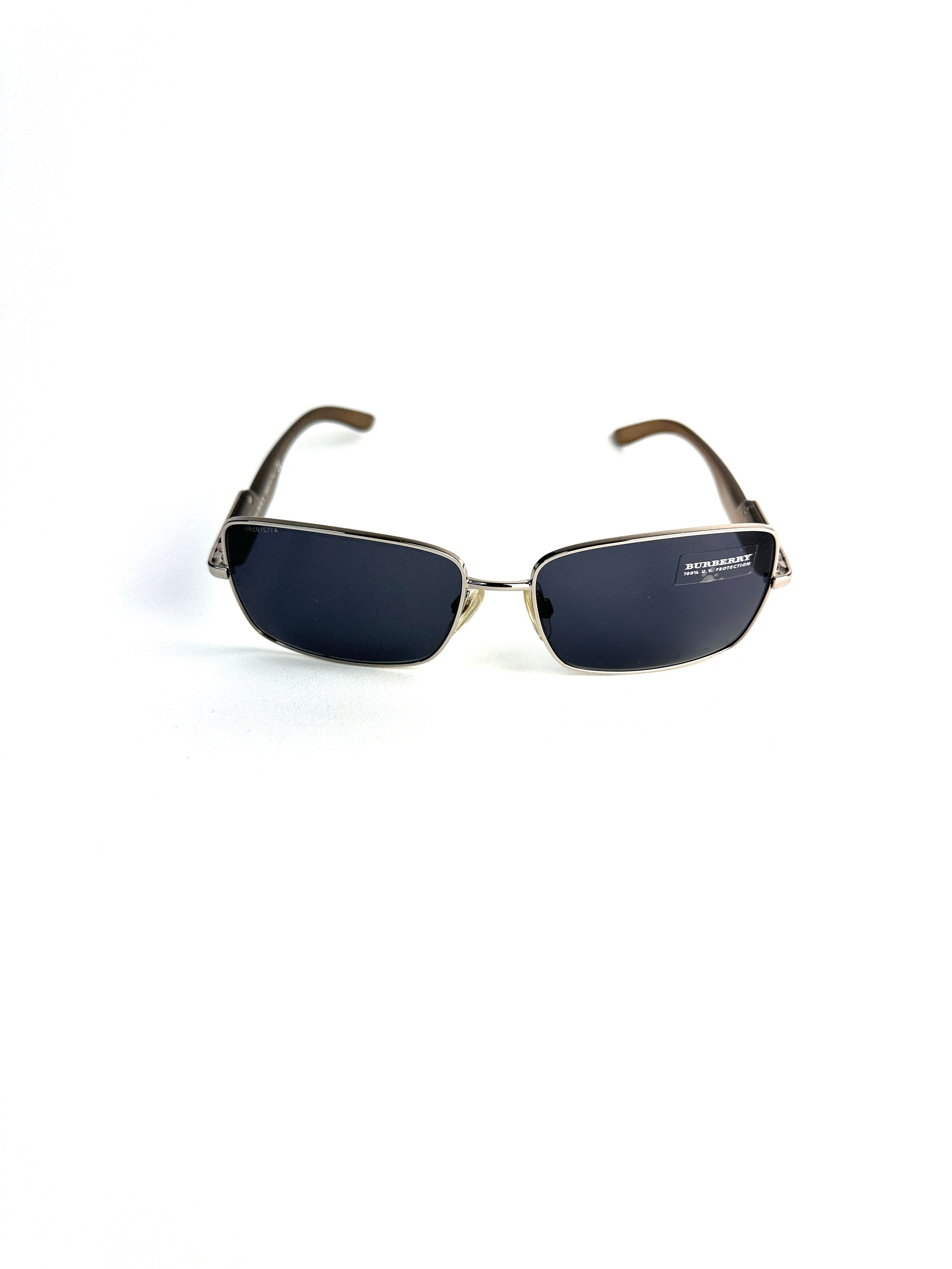 BURBERRY B 3015