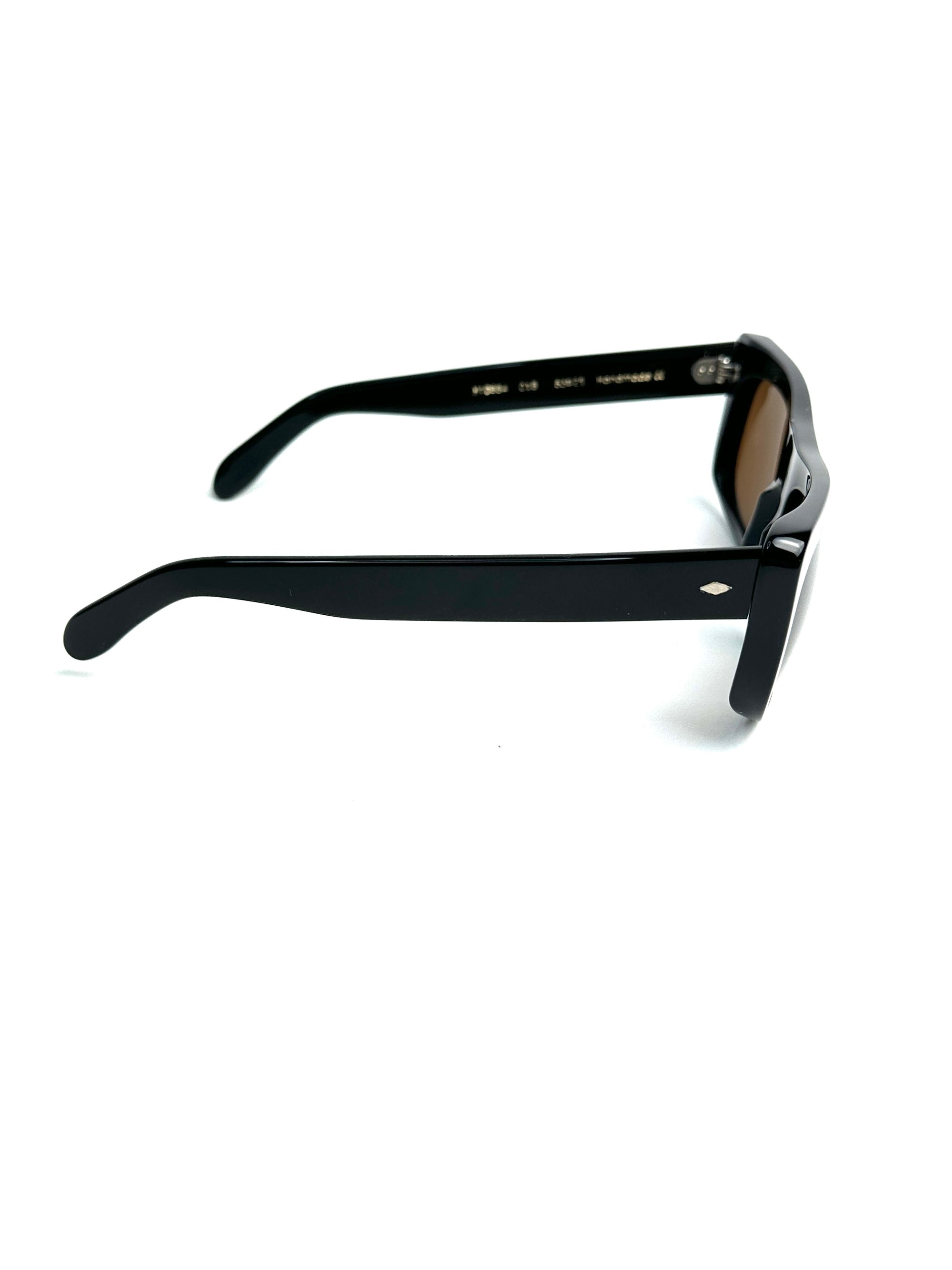 CUTLER ET GROSS M0884